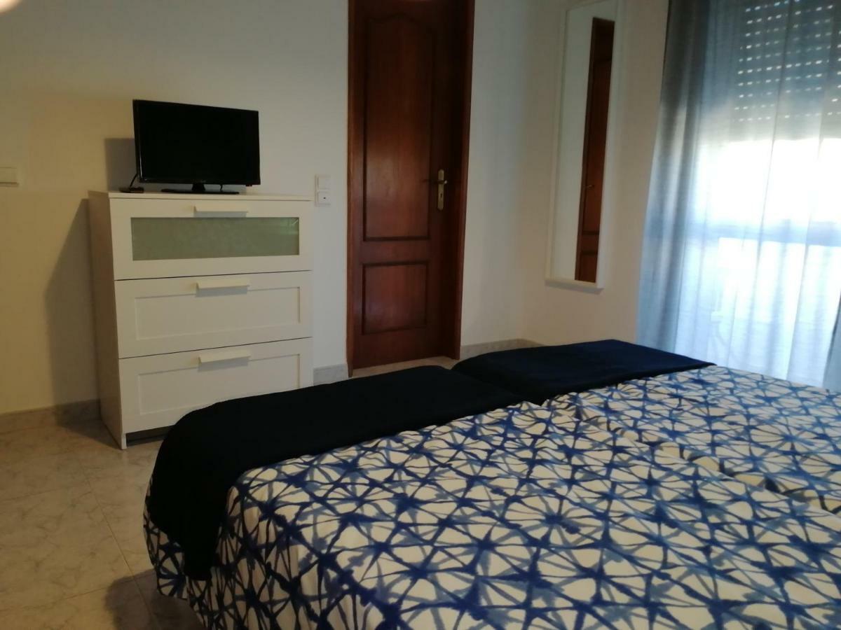 Ocean'S 7 - Lagos Guest House Εξωτερικό φωτογραφία