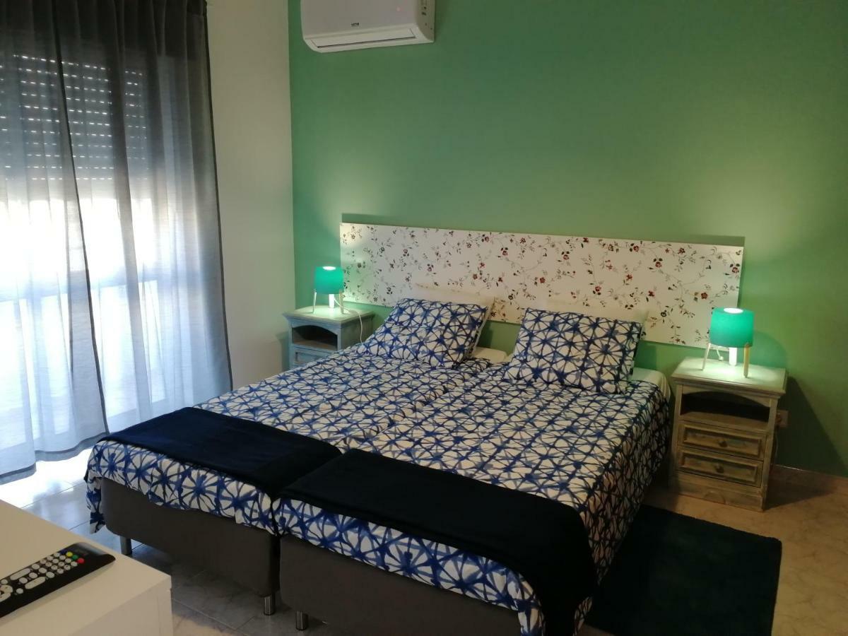 Ocean'S 7 - Lagos Guest House Εξωτερικό φωτογραφία