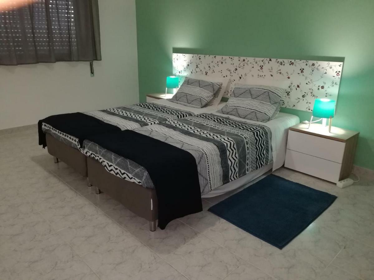 Ocean'S 7 - Lagos Guest House Εξωτερικό φωτογραφία