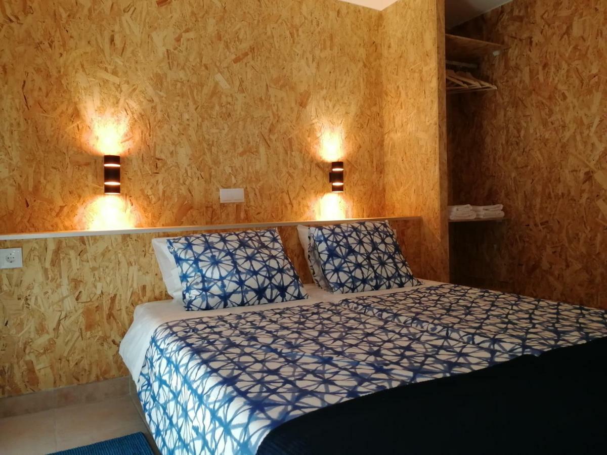 Ocean'S 7 - Lagos Guest House Εξωτερικό φωτογραφία