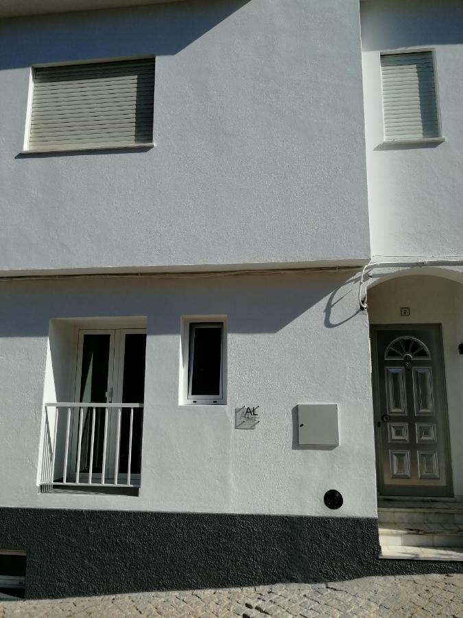 Ocean'S 7 - Lagos Guest House Εξωτερικό φωτογραφία
