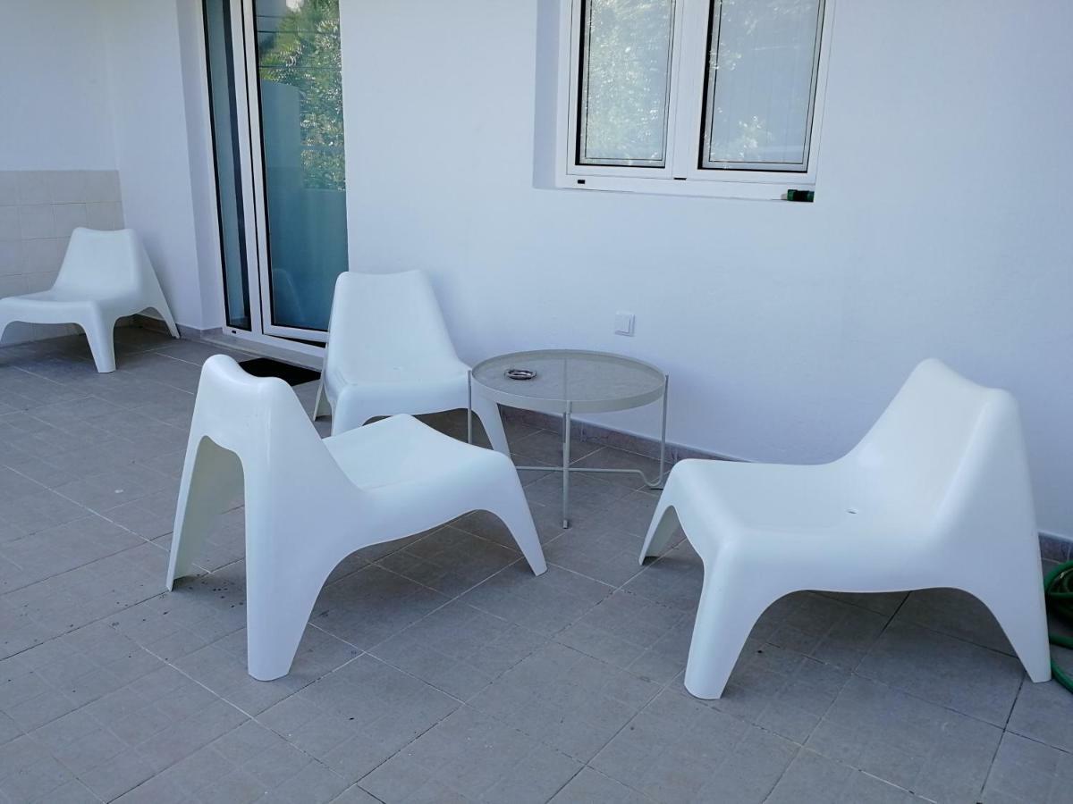Ocean'S 7 - Lagos Guest House Εξωτερικό φωτογραφία